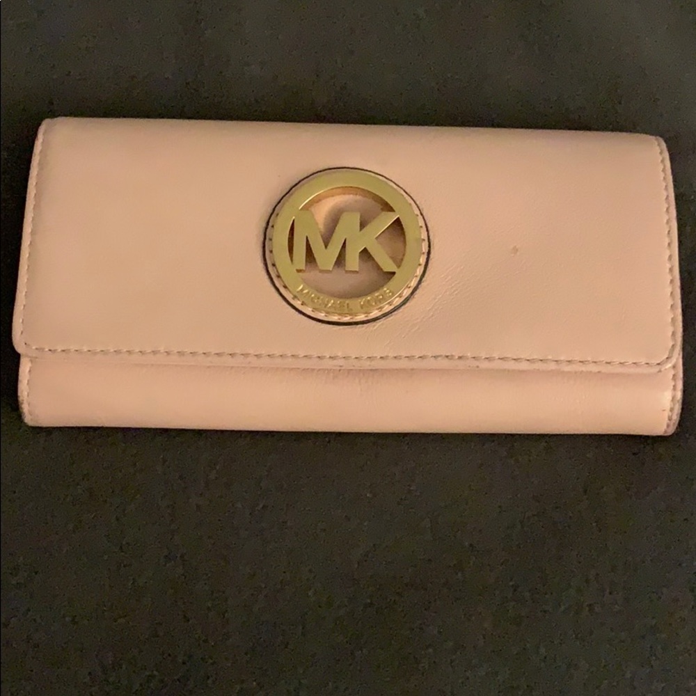 MK wallet